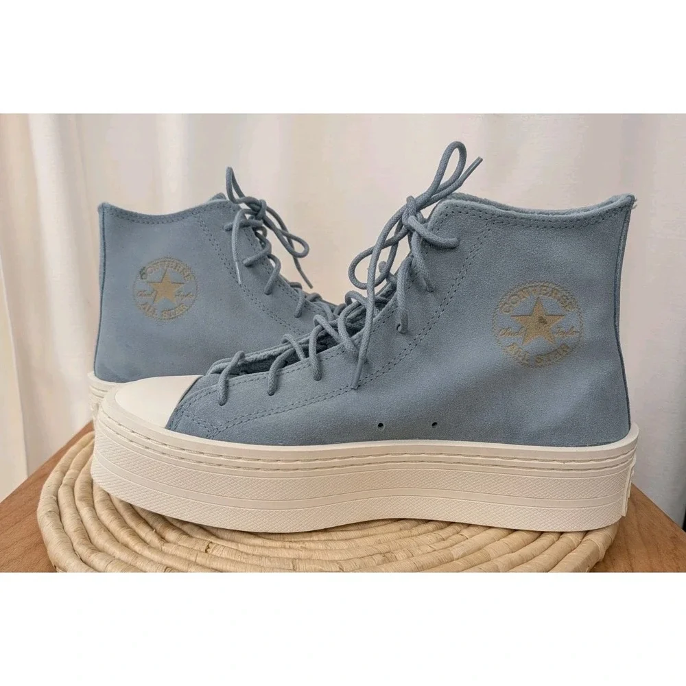 Converse All Star Chuck Taylor Sneakers Size 10 Shoes Light Blue Suede Lift Lace